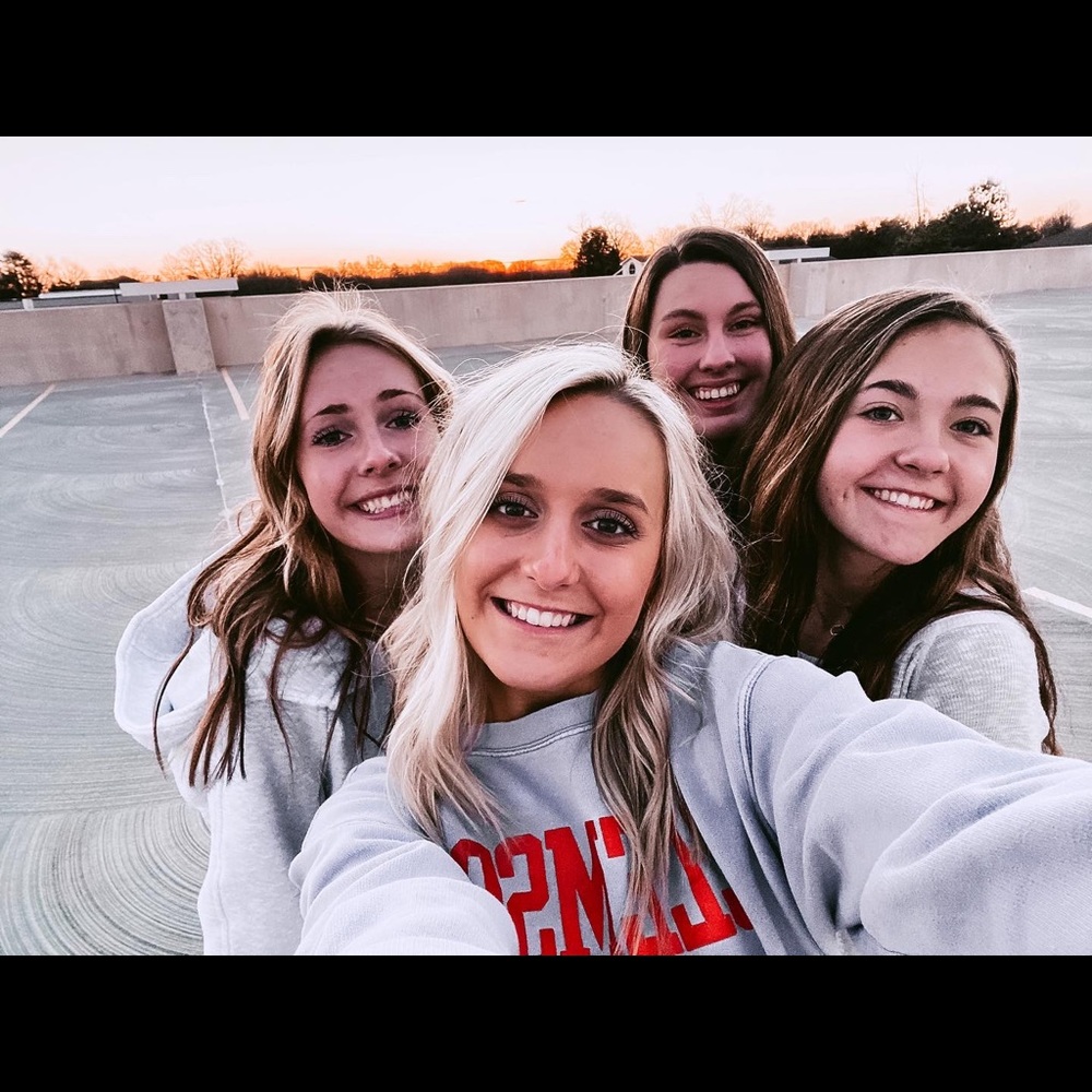 Meet your Posher, Laney